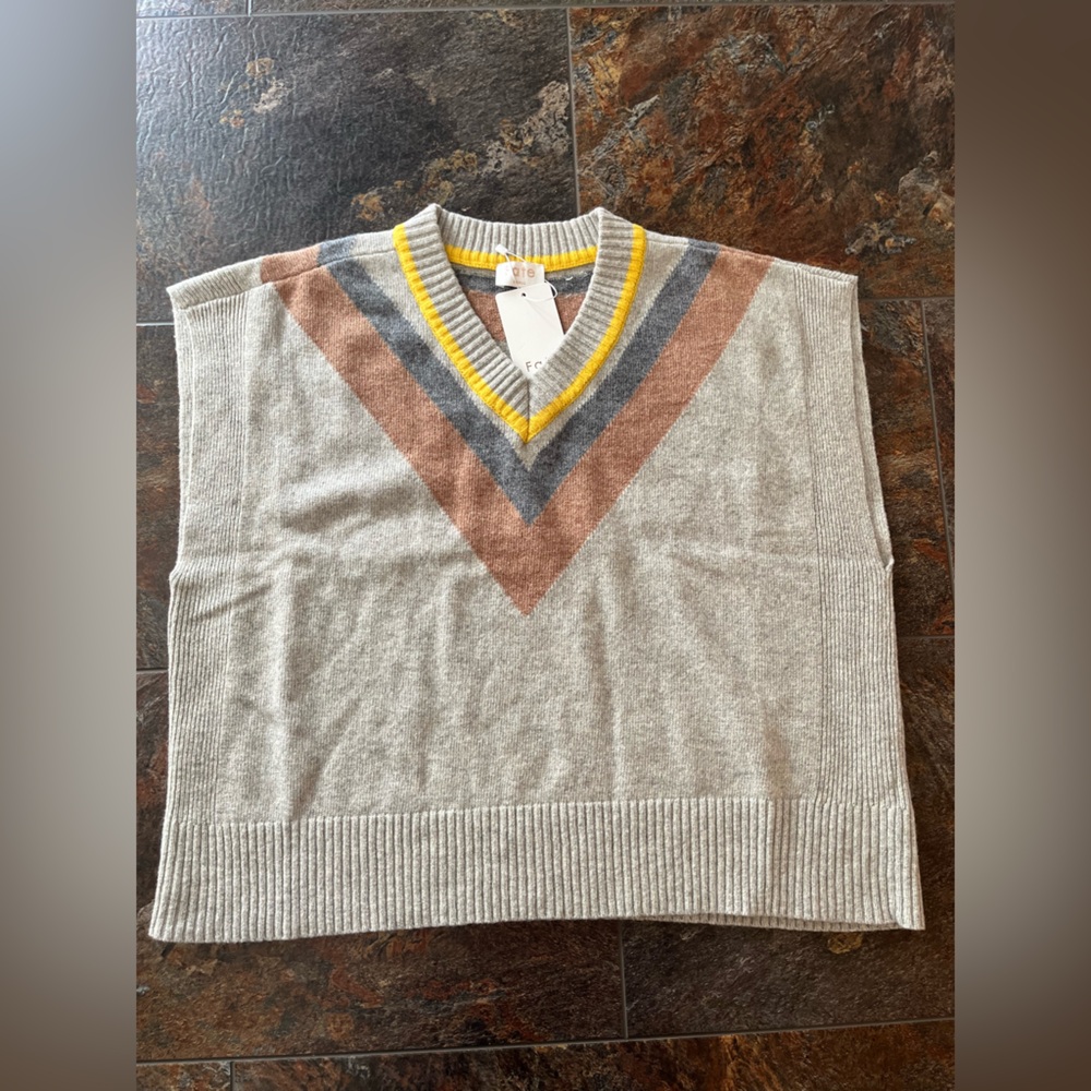 New Fate women’s gray 80% wool v neck chevron oversized sweater vest. Size small - Picture 9 of 14